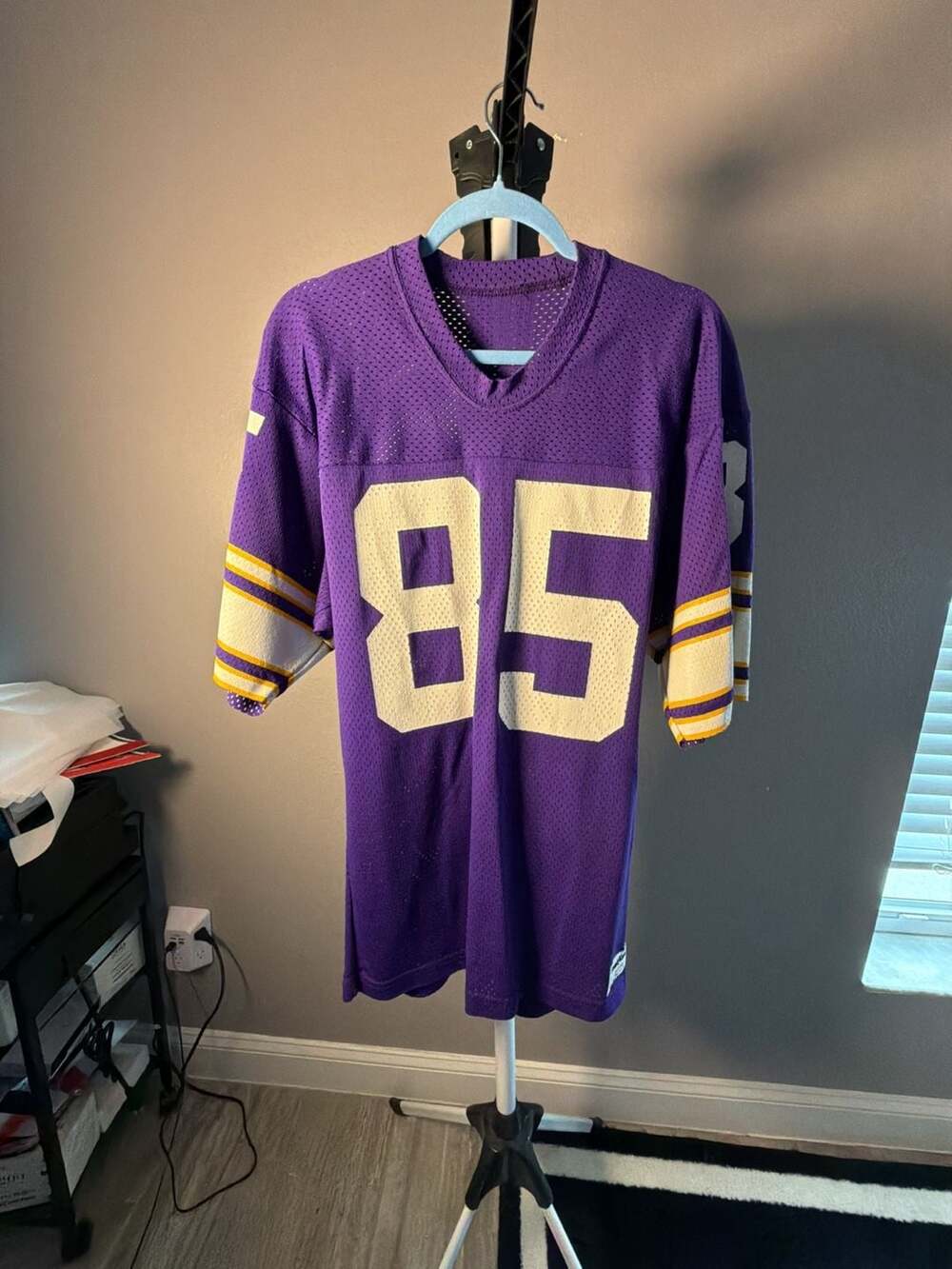Vintage Sand-Knit Minnesota Vikings #85 Football Jersey Medium